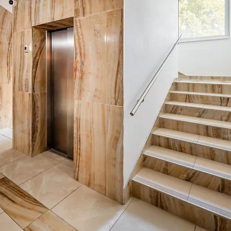 Center Gallery Pieszczany