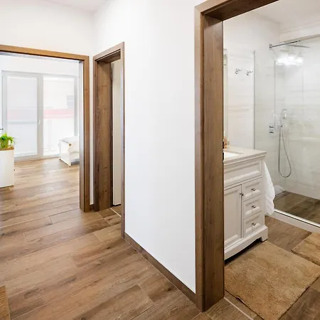 Apartament Center Gallery Pieszczany