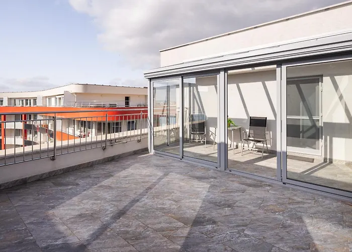 Center Gallery * Piest'any