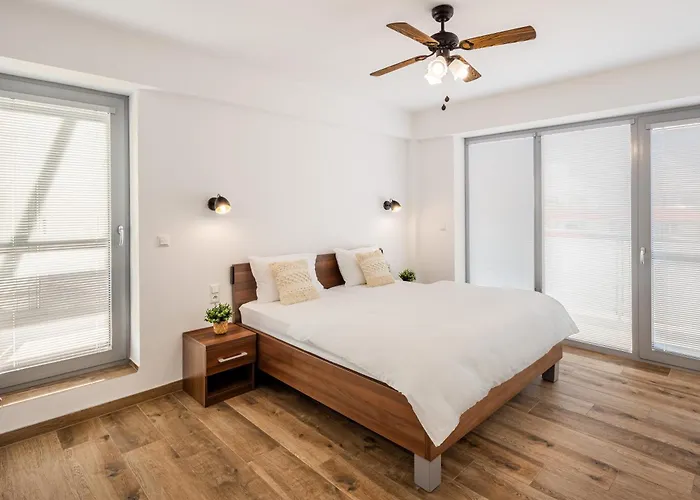 Center Gallery Appartement Piest'any